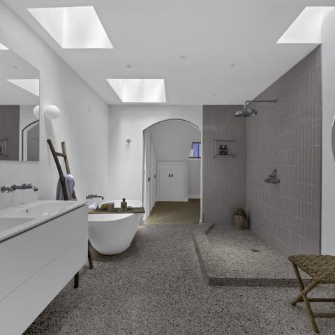 brownstone, townhouse, kitchen, bathroom, staircase, contemporary, 