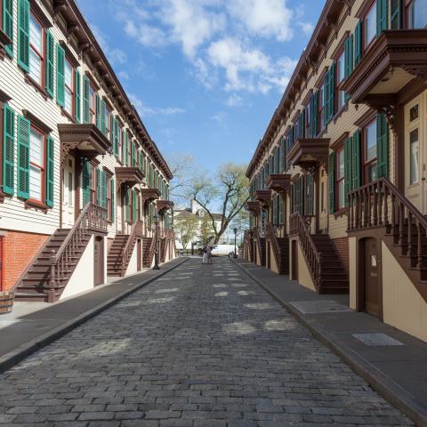 townhouse, traditional, light, airy, fireplace, garden, 