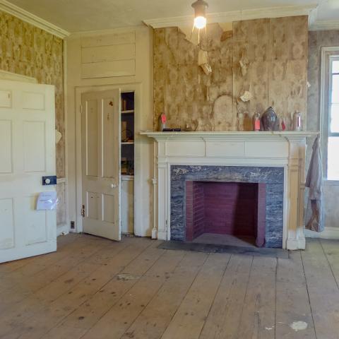 empty room, distressed, farmhouse, wallpaper, textured walls, 