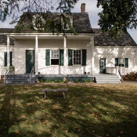 empty room, distressed, farmhouse, wallpaper, textured walls, 