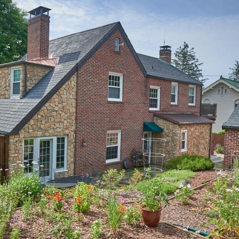 suburban, contemporary, fireplace, deck, 