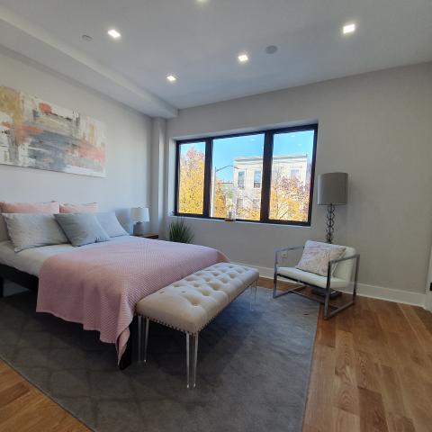townhouse, contemporary, kitchen, light, airy, deck, staircase, bathroom, terrace, bedroom, 