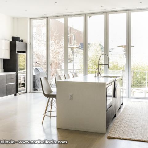 townhouse, contemporary, modern, light, white, glass, bathroom, kitchen, 