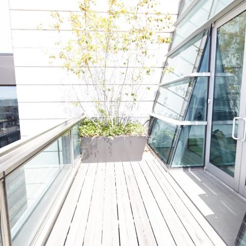 modern, contemporary, upscale, glass, light, penthouse, 