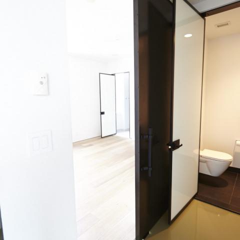 modern, contemporary, upscale, glass, light, penthouse, 