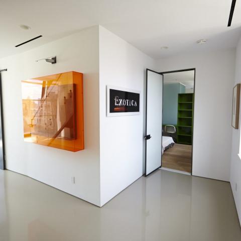 modern, contemporary, upscale, glass, light, penthouse, 