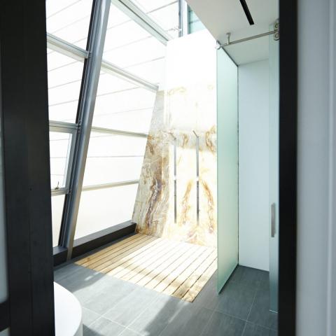 modern, contemporary, upscale, glass, light, penthouse, 