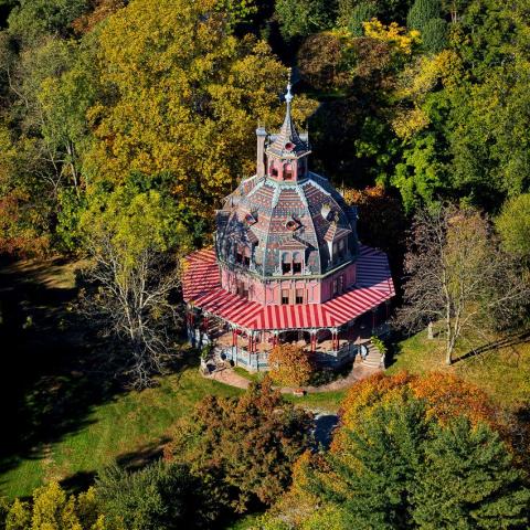 opulent, grand, mansion, victorian, garden, greenhouse, staircase, porch, 