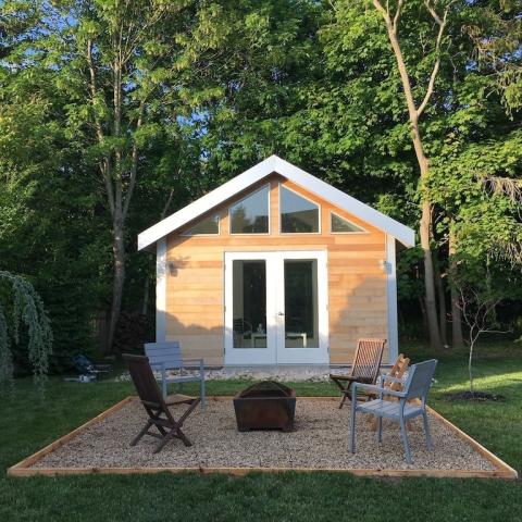 Hamptons, shingled, contemporary, airy, white, 