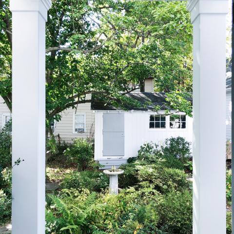 suburban, white, light, airy, traditional, contemporary, porch, 