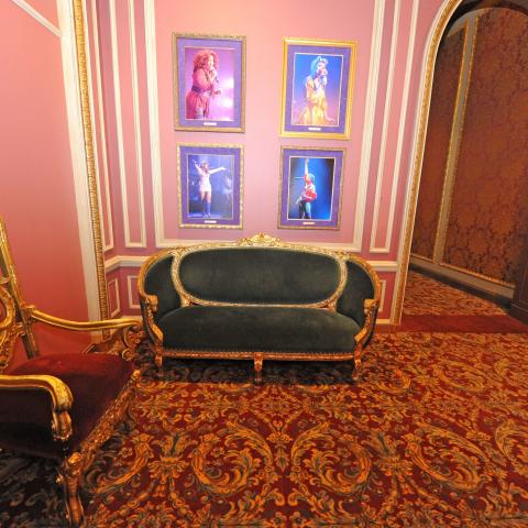 theater, ornate, upscale, 
