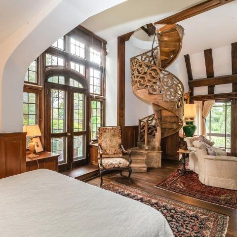 Hamptons, upscale, traditional, pool, garden, staircase, 
