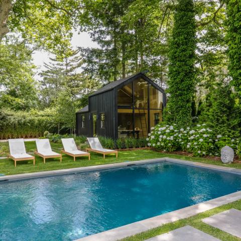 Hamptons, pool, deck, contemporary, modern, kitchen, staircase, light, airy, 