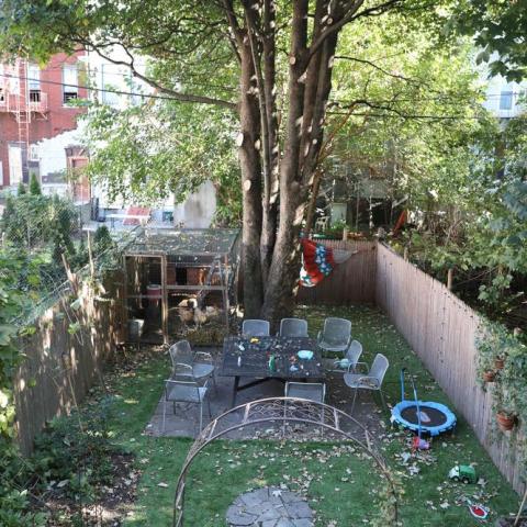 townhouse, contemporary, colorful, staircase, 