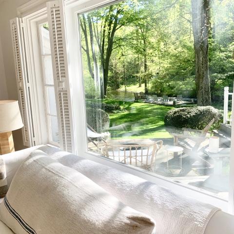 contemporary, traditional, white, light, airy, deck, stone, porch, 