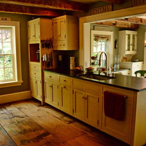 farm, farmhouse, barn, pool, field, fireplace, traditional, deck, patio, 