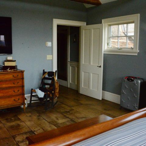 farm, farmhouse, barn, pool, field, fireplace, traditional, deck, patio, 