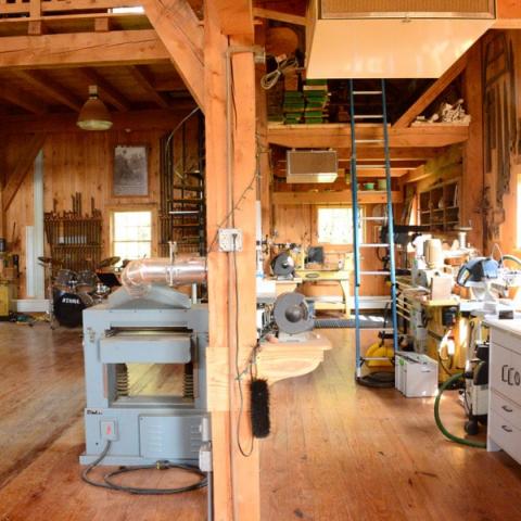 farm, farmhouse, barn, pool, field, fireplace, traditional, deck, patio, 