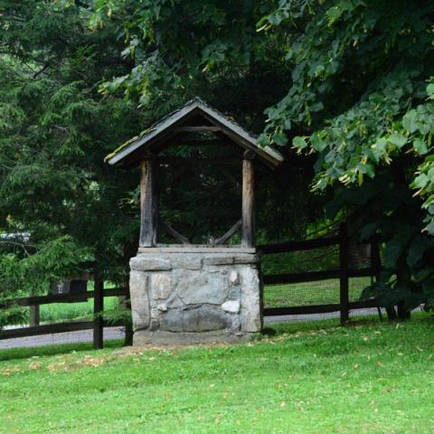farm, farmhouse, barn, pool, field, fireplace, traditional, deck, patio, 