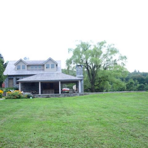 farm, farmhouse, barn, pool, field, fireplace, traditional, deck, patio, 