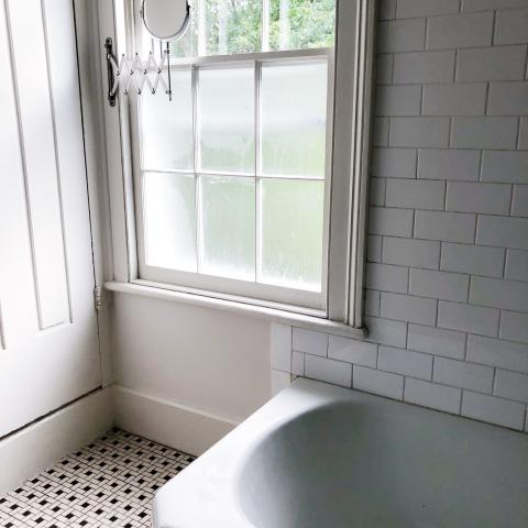 suburban, white, light, airy, traditional, contemporary, porch, 