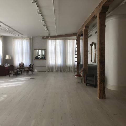 loft, light, kitchen, bathroom, white, piano, contemporary, library, 