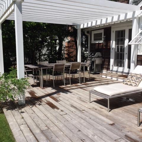 Hamptons, contemporary, shingled, white, light, kitchen, bathroom, pool, 