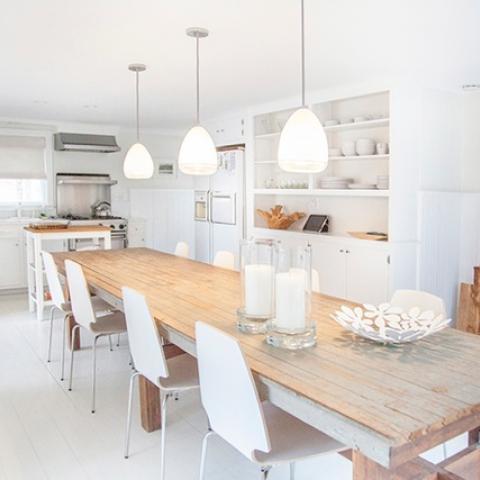 Hamptons, contemporary, shingled, white, light, kitchen, bathroom, 