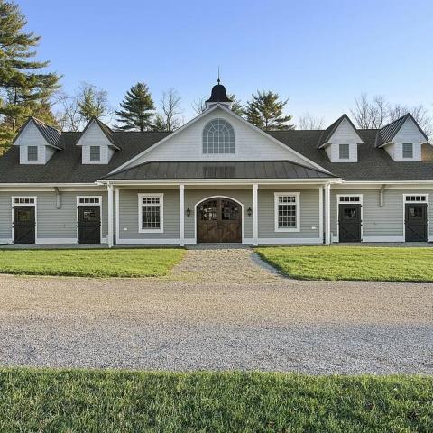 farm, stable, horse, pool, shingled, deck, kitchen, upscale, 