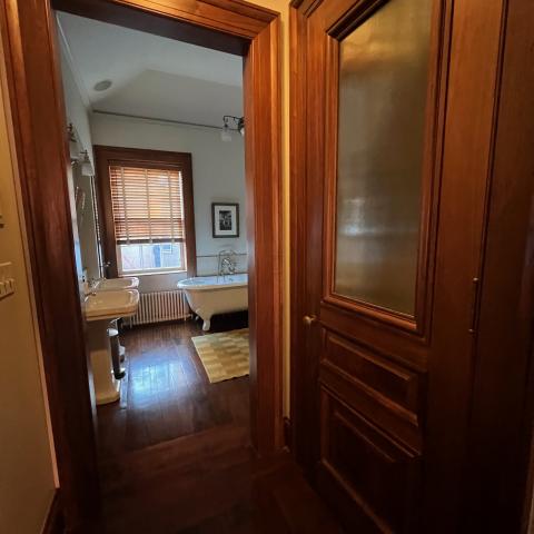 brownstone, townhouse, kitchen, garden, bathroom, staircase, 