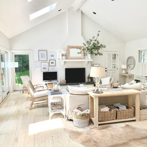 contemporary, traditional, white, light, airy, deck, stone, porch, 