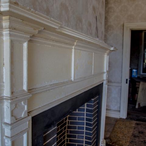 empty room, distressed, farmhouse, wallpaper, textured walls, 