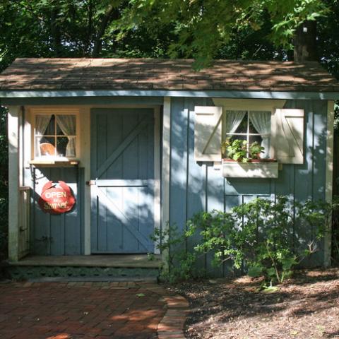 farmhouse, white, traditional, contemporary, kitchen, bathroom, pool, porch, garden, barn, 