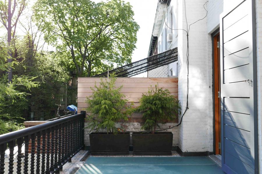 brownstone, funky, eclectic, colorful, staircase, fireplace, kitchen, 