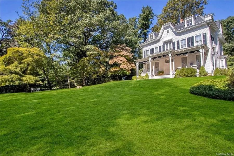 mansion, upscale, opulent, traditional, barn, pool, victorian, porch, 