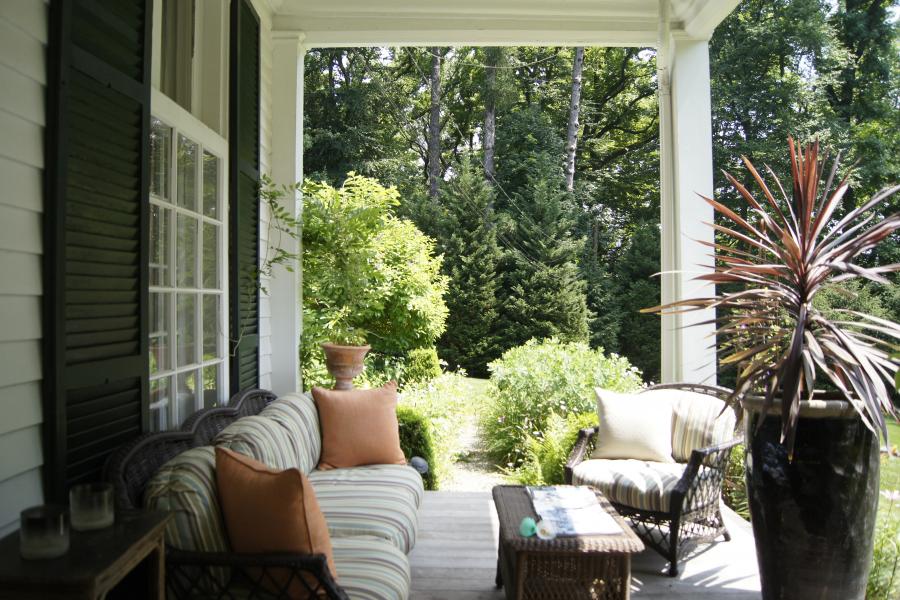 suburban, sunroom, garden, 