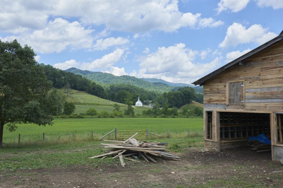 farm, farmhouse, field, water, pond, rural, stone, barn, Asheville, 