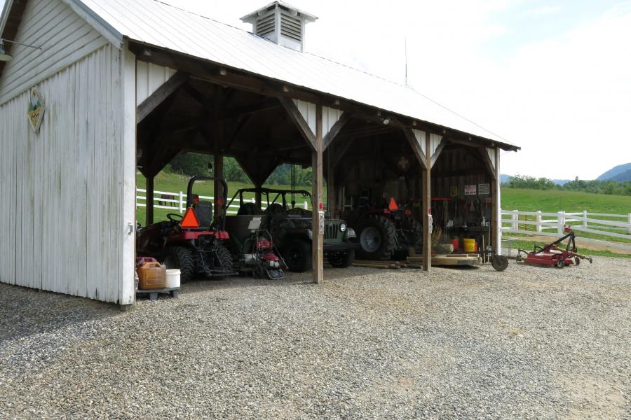 farm, farmhouse, field, water, pond, rural, stone, barn, Asheville, 