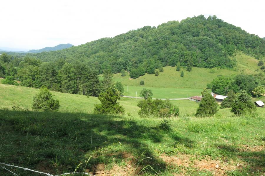 farm, farmhouse, field, water, pond, rural, stone, barn, Asheville, 