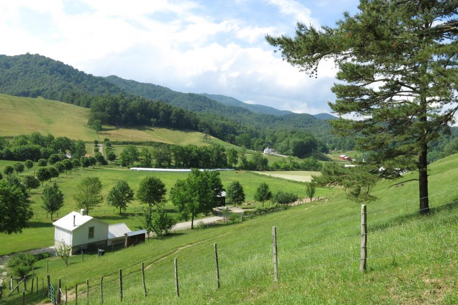 farm, farmhouse, field, water, pond, rural, stone, barn, Asheville, 