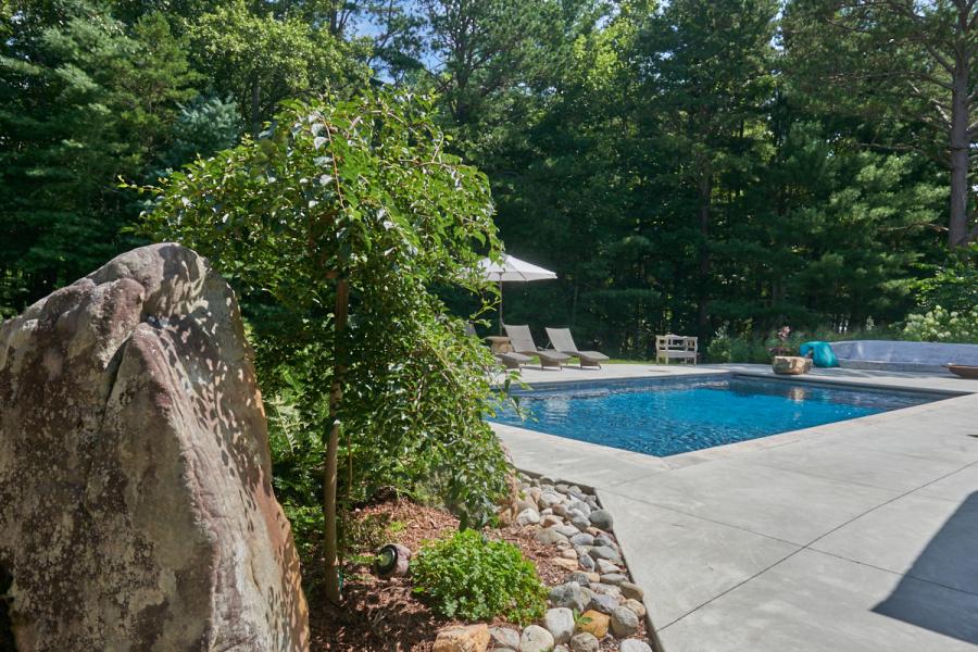 suburban, pool, kitchen, garden, bathroom, Asheville, 