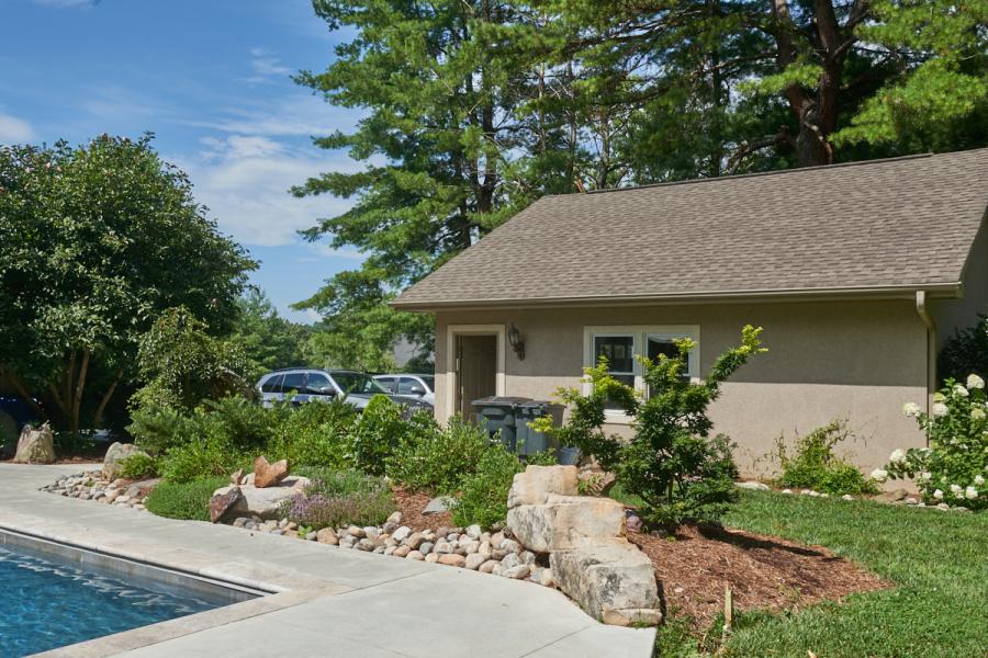 suburban, pool, kitchen, garden, bathroom, Asheville, 