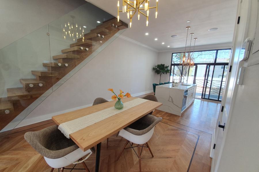 townhouse, contemporary, kitchen, light, airy, deck, staircase, bathroom, terrace, bedroom, 