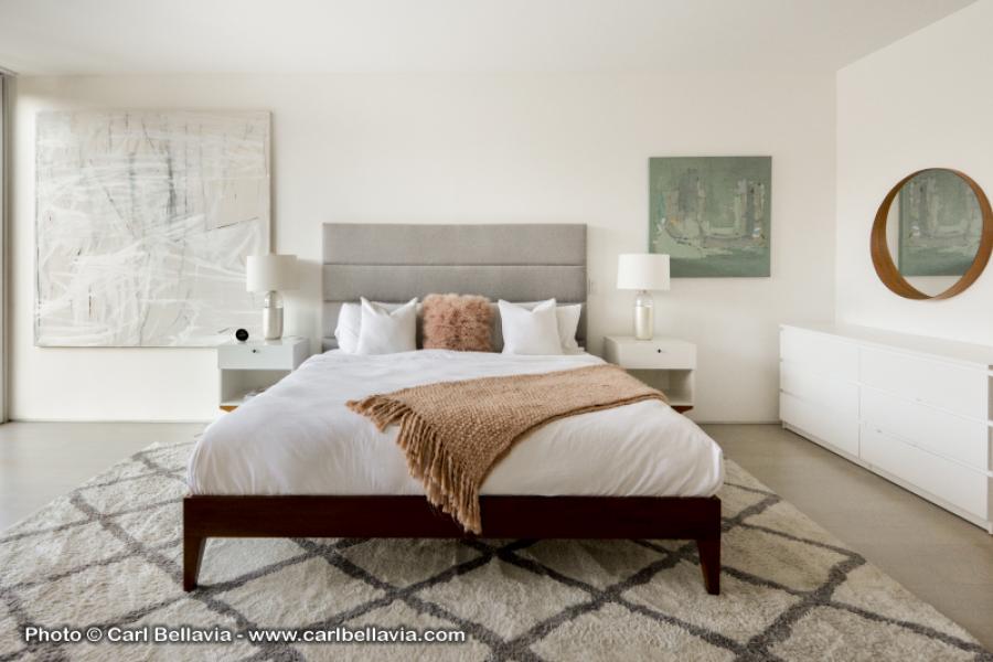 townhouse, contemporary, modern, light, white, glass, bathroom, kitchen, 