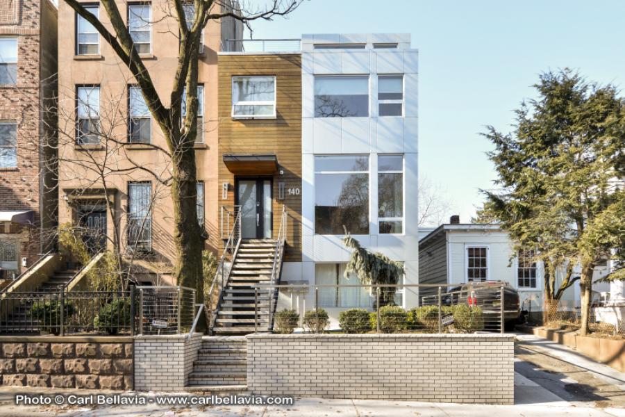 townhouse, contemporary, modern, light, white, glass, bathroom, kitchen, 