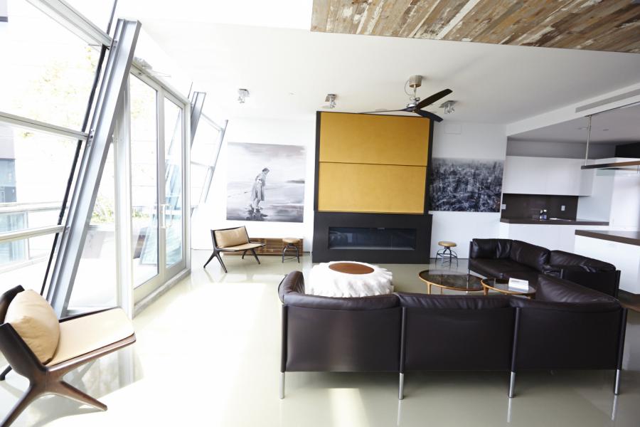 modern, contemporary, upscale, glass, light, penthouse, 