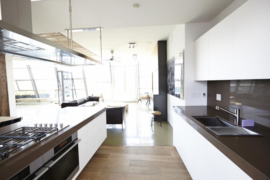 modern, contemporary, upscale, glass, light, penthouse, 