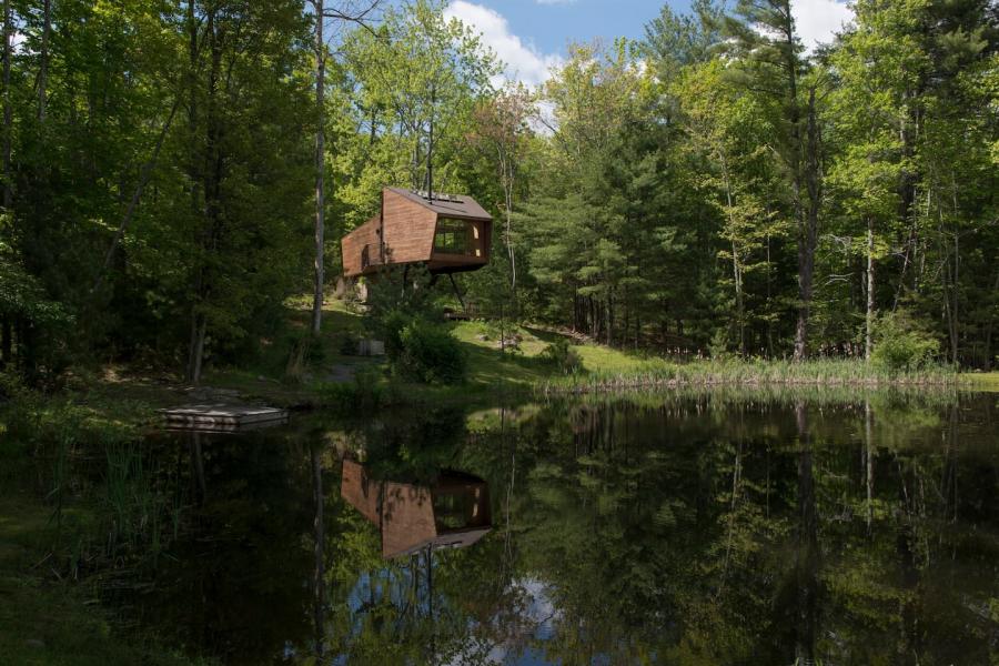 cabin, wooded, wood, pond, lake, glass, fireplace, 