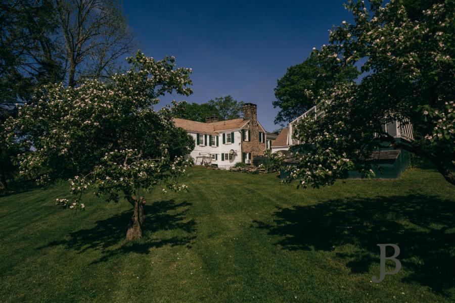 country, farm, horse, rustic, library, barn, stable, water, stone, rolling hill, greenhouse, boathouse, 