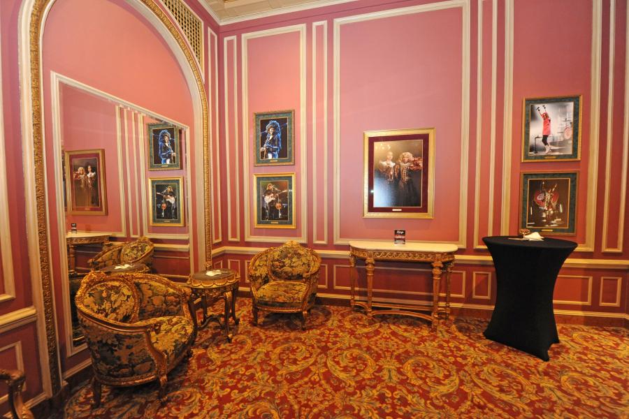 theater, ornate, upscale, 